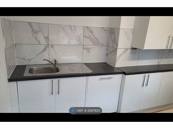 3 Bedroom End Of Terrace House To Rent In Jones Street, Newport, NP20