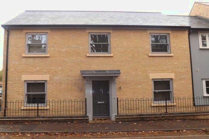 3 Bedroom Property To Rent In Great Shelford, Cambridge, CB22