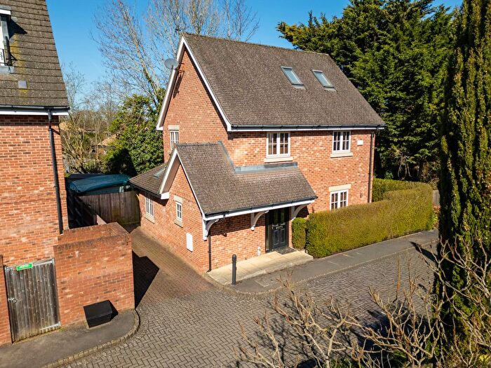 4 Bedroom Detached House For Sale In Grange View, Hazlemere, High Wycombe, Buckinghamshire, HP15