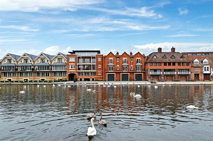 3 Bedroom Flat For Sale In Brocas Street, Eton, Windsor, Berkshire, SL4