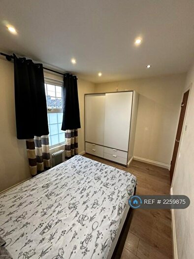 1 Bedroom Flat To Rent In Stanley Grove, Croydon, CR0