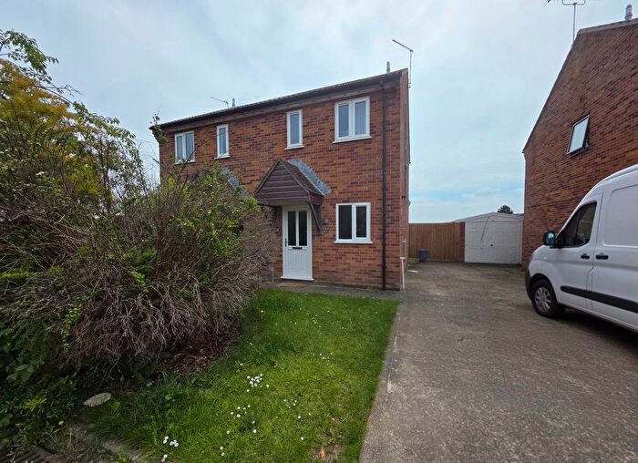 2 Bedroom Semi Detached House To Rent In Derwent Way, Yeovil, BA21