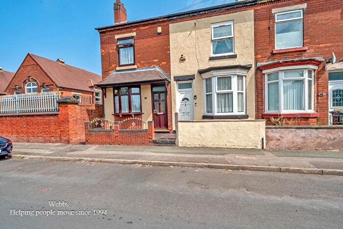 3 Bedroom End Of Terrace House For Sale In Derby Street, Walsall, WS2