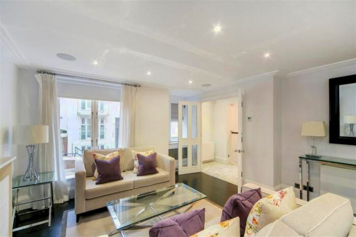 3 Bedroom Terraced House To Rent In Peony Court, SW10