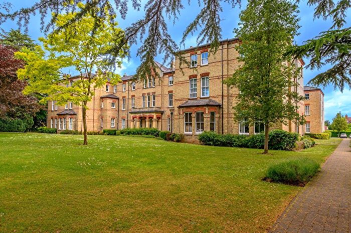 2 Bedroom Flat For Sale In Mallard Road, Leavesden Court Mallard Road, WD5