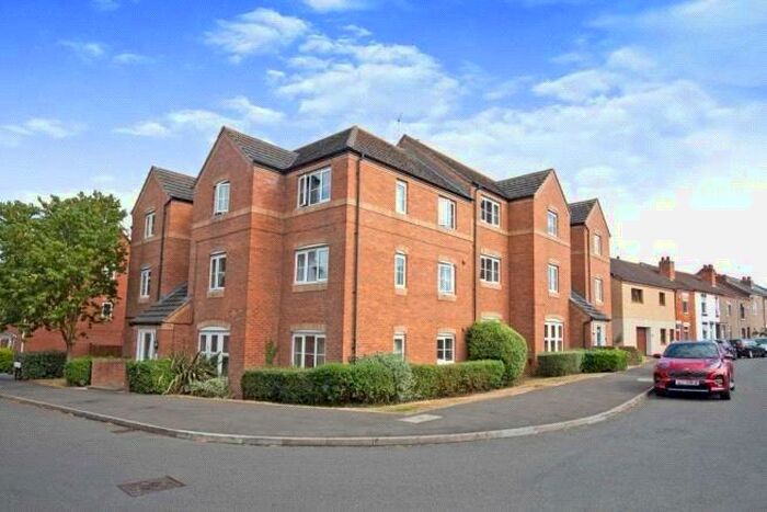 2 Bedroom Flat To Rent In New Street, Bedworth, Warwickshire, CV12