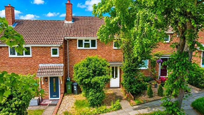 2 Bedroom Terraced House For Sale In Lower Sales, Chaulden, Hemel Hempstead, HP1
