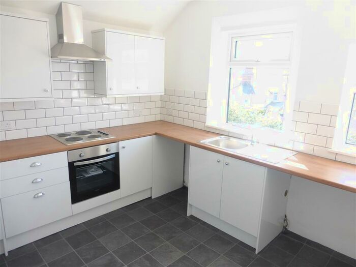 2 Bedroom Apartment To Rent In Tynewydd Road, Barry, CF62