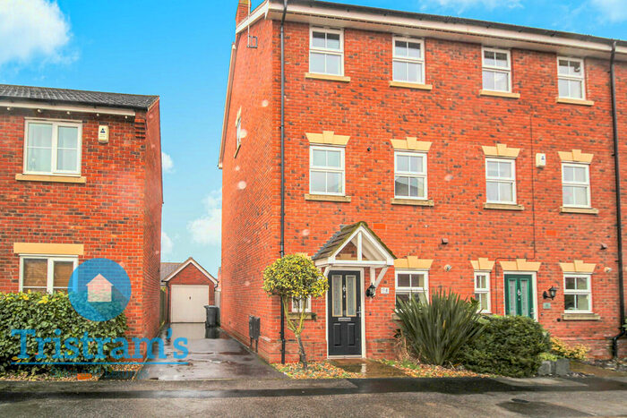 4 Bedroom End Of Terrace House To Rent In Cooper Gardens, Ruddington, NG11