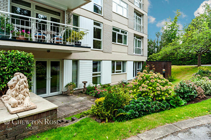 3 Bedroom Apartment For Sale In Windsor Road, Ascot, SL5
