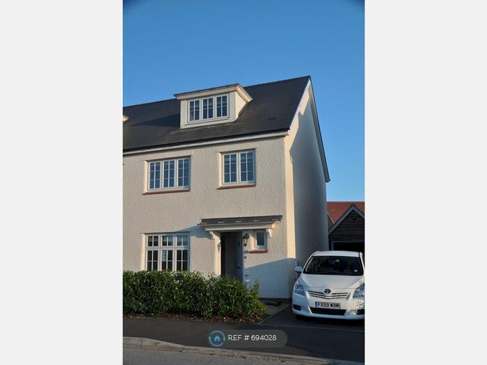 4 Bedroom Semi-Detached House To Rent In Hardys Road, Bathpool, Taunton, TA2