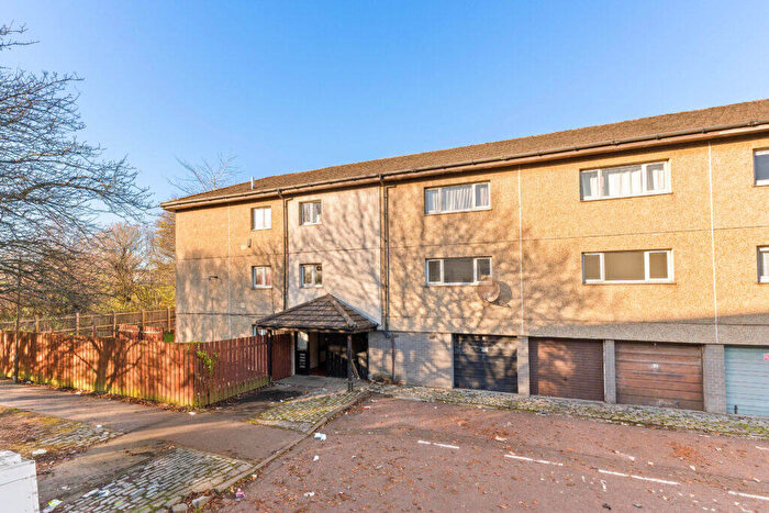 2 Bedroom Apartment For Sale In Victoria Street, Craigshill, Livingston, West Lothian, EH54