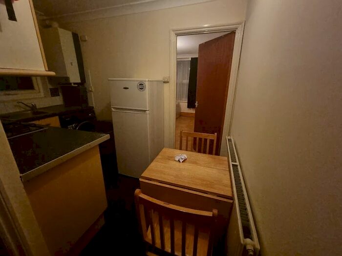Studio To Rent In Leytonstone Road, London, E15