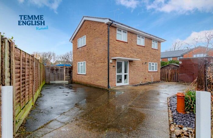 3 Bedroom Detached House To Rent In Canewdon Close, Wickford (Runwell), SS11