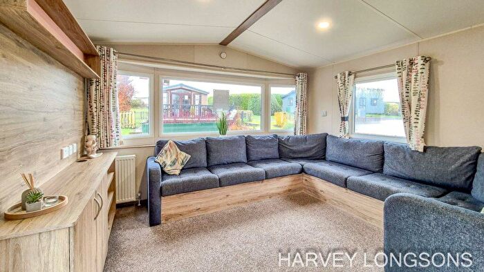 2 Bedroom Park Home For Sale In Stowford Farm Meadows, EX34