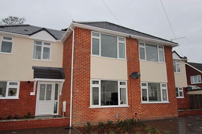 2 Bedroom Flat To Rent In **Two Bedroom Flat **Truman Road, Bournemouth, BH11