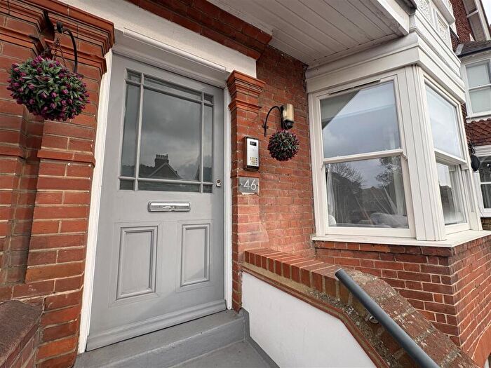 1 Bedroom Apartment To Rent In Westgate Bay Avenue, Westgate On Sea, CT8