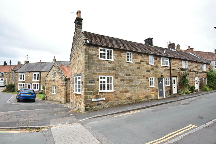 3 Bedroom Cottage For Sale In South End, Osmotherley, Northallerton, DL6