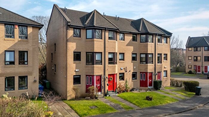 4 Bedroom Town House For Sale In Bellshaugh Gardens, Kelvinside, G12