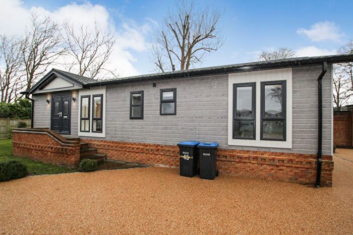 2 Bedroom Bungalow To Rent In Lodge Thames Retreat, Chertsey Lane, Staines-Upon-Thames, TW18