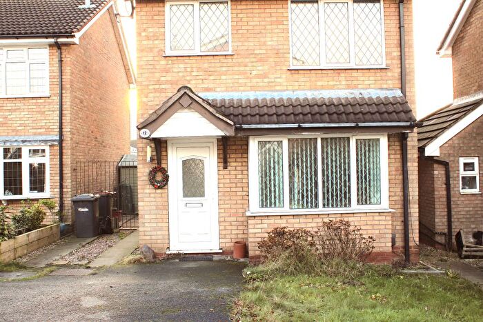 3 Bedroom Semi-Detached House To Rent In Enstone Court, Newcastle-Under-Lyme, ST5