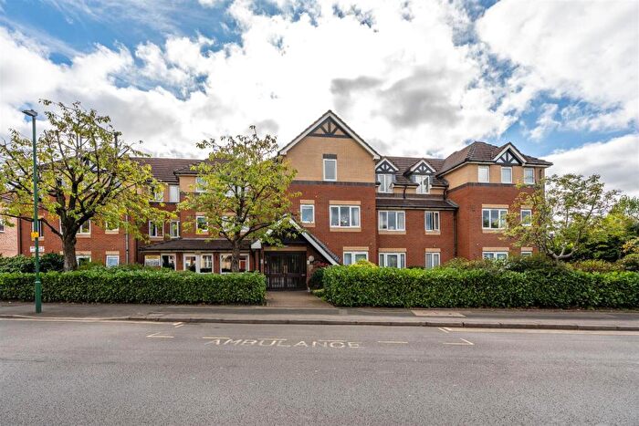 1 Bedroom Flat To Rent In Union Road, Shirley, Solihull, B90