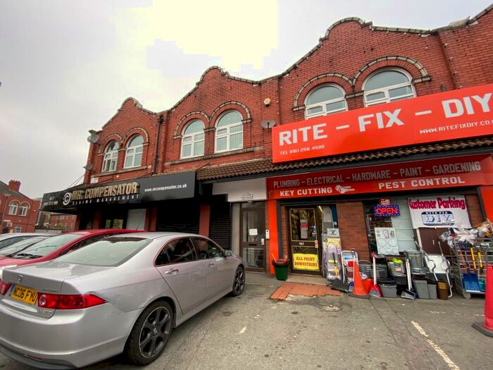 2 Bedroom Flat To Rent In Dickenson Road, Manchester, M13