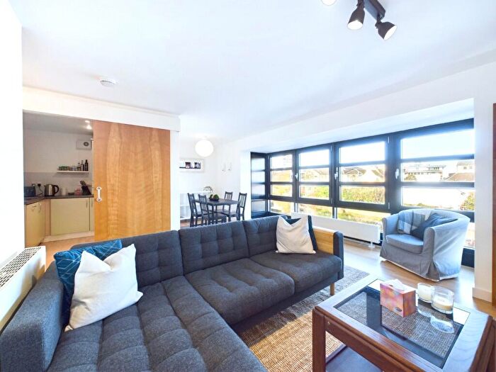 2 Bedroom Apartment To Rent In The Shore, Edinburgh, EH6