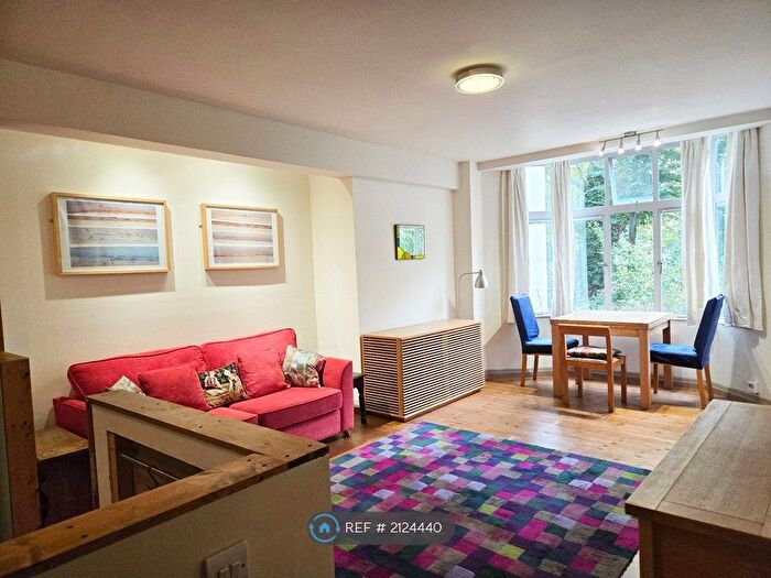 1 Bedroom Flat To Rent In Grays Inn Road, London, WC1X