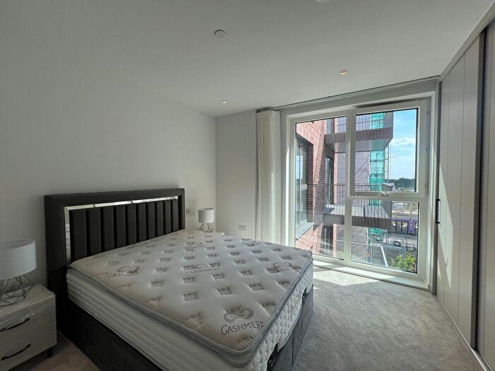 2 Bedroom Flat To Rent In The Green Quarter, London, UB1