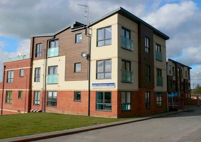 2 Bedroom Apartment To Rent In Pullman House, Tudor Way, Beeston, Leeds, LS11