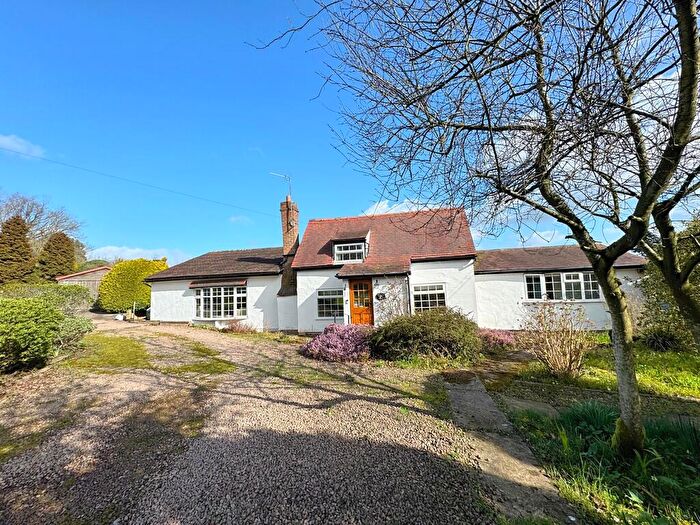 4 Bedroom Cottage For Sale In Lowbands, Redmarley, GL19