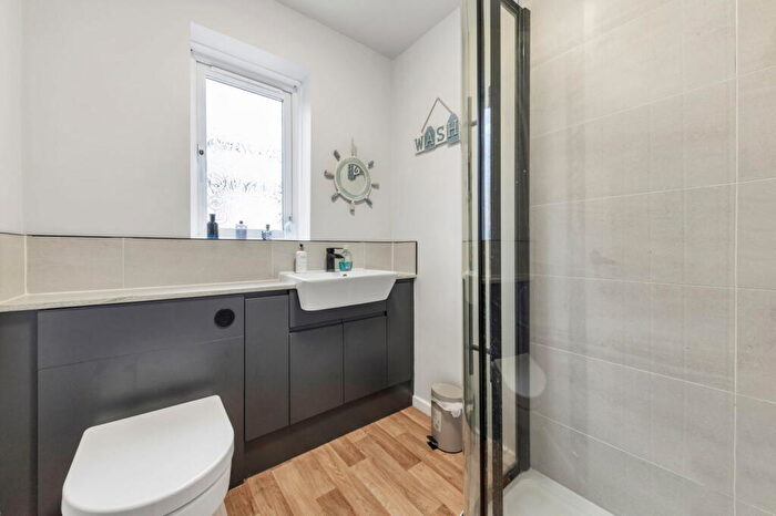 2 Bedroom Semi-Detached Bungalow For Sale In Tennyson Avenue, St. Ives, PE27