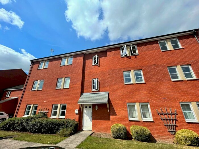 2 Bedroom Flat To Rent In Wildhay Brook, Hilton, Derby, DE65