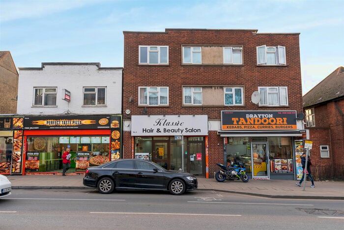 2 Bedroom Flat To Rent In Station Road, West Drayton UB7