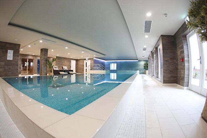 2 Bedroom Retirement Property For Sale In The Grange, Ledian Gardens, Kings Square, Maidstone, Kent, ME17