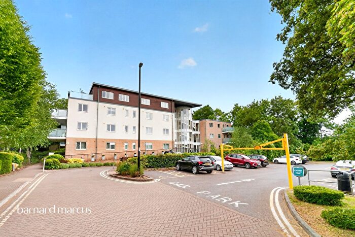 2 Bedroom Flat For Sale In Sanderstead Road, South Croydon, CR2
