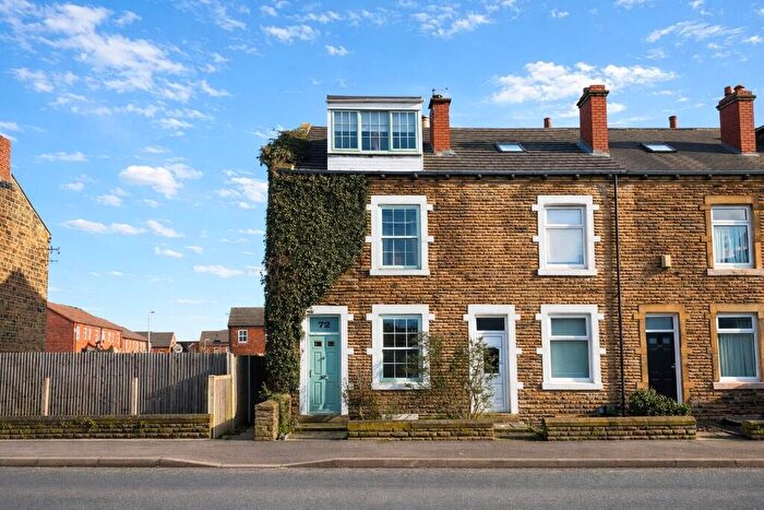 3 Bedroom End Of Terrace House For Sale In Wakefield Road, Leeds, West Yorkshire, LS26