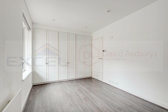 2 Bedroom Apartment To Rent In Stanhope Avenue, Finchley Central, N3