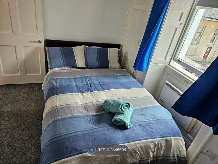 2 Bedroom Flat To Rent In Charles Street, Bath, BA1
