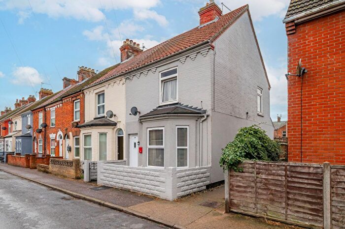 3 Bedroom End Of Terrace House For Sale In Wolseley Road, Great Yarmouth, NR31
