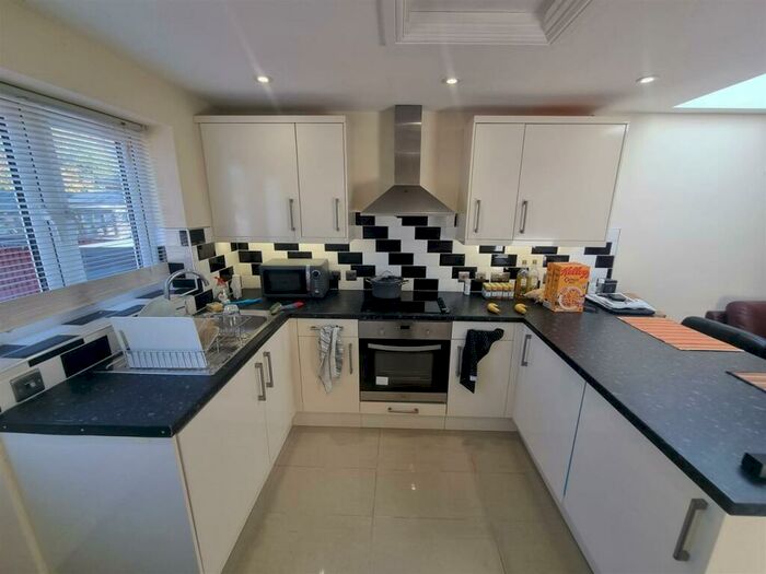 1 Bedroom Bungalow To Rent In Hillside Avenue, Canterbury, Canterbury, CT2