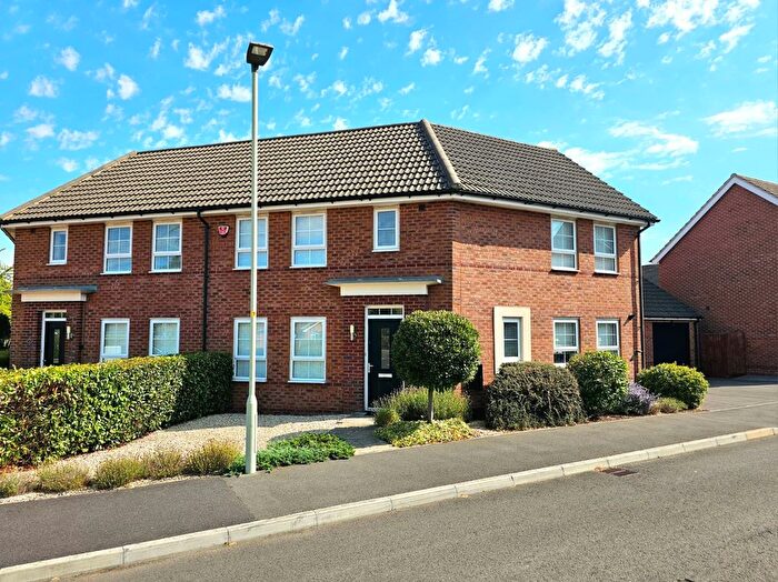 3 Bedroom Semi Detached House For Sale In Bircher Way, Hucclecote, GL3