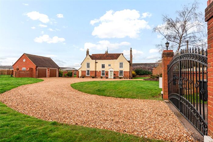 5 Bedroom Equestrian Facility For Sale In Titmore Green, Little Wymondley, Hitchin, Hertfordshire, SG4