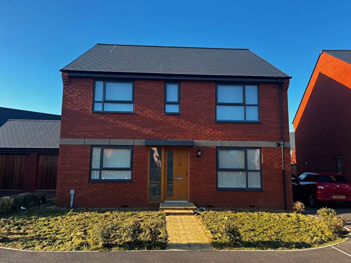 4 Bedroom Detached House To Rent In Aurelius Close, Bristol, BS31