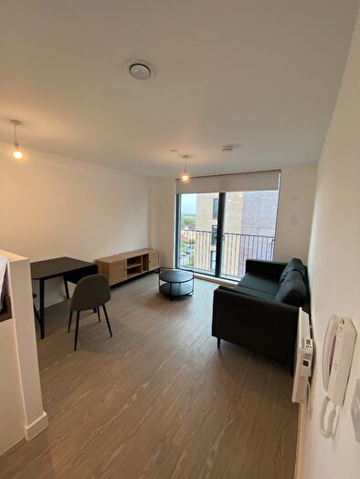 1 Bedroom Apartment To Rent In Oldfield Road, Manchester, Greater Manchester, M5