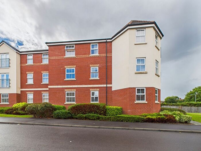 2 Bedroom Flat For Sale In Bonita Drive, Wembdon, Bridgwater, TA6