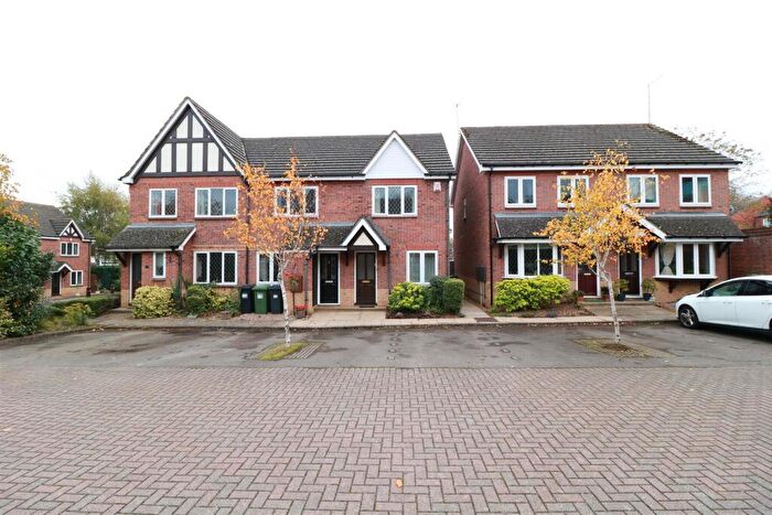 2 Bedroom Semi Detached House To Rent In Reeve Drive, Kenilworth, CV8