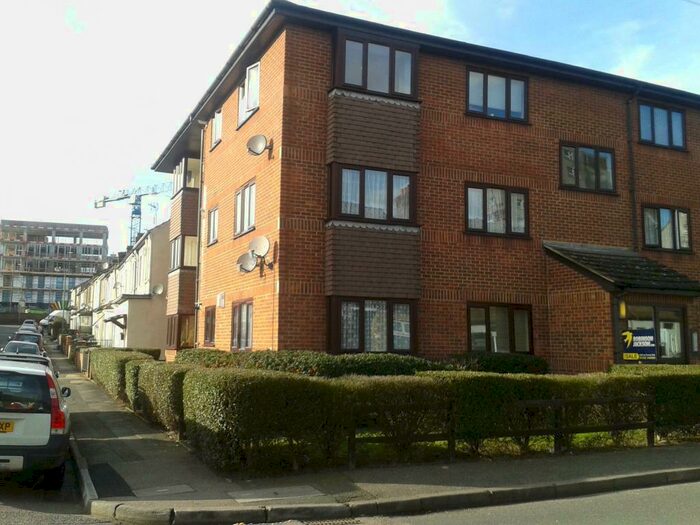 1 Bedroom Flat To Rent In Knights Court, Nursery Road, Erith, Kent, DA8