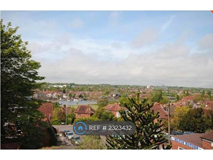 2 Bedroom Maisonette To Rent In Saint Catherines Road, Southampton, SO18